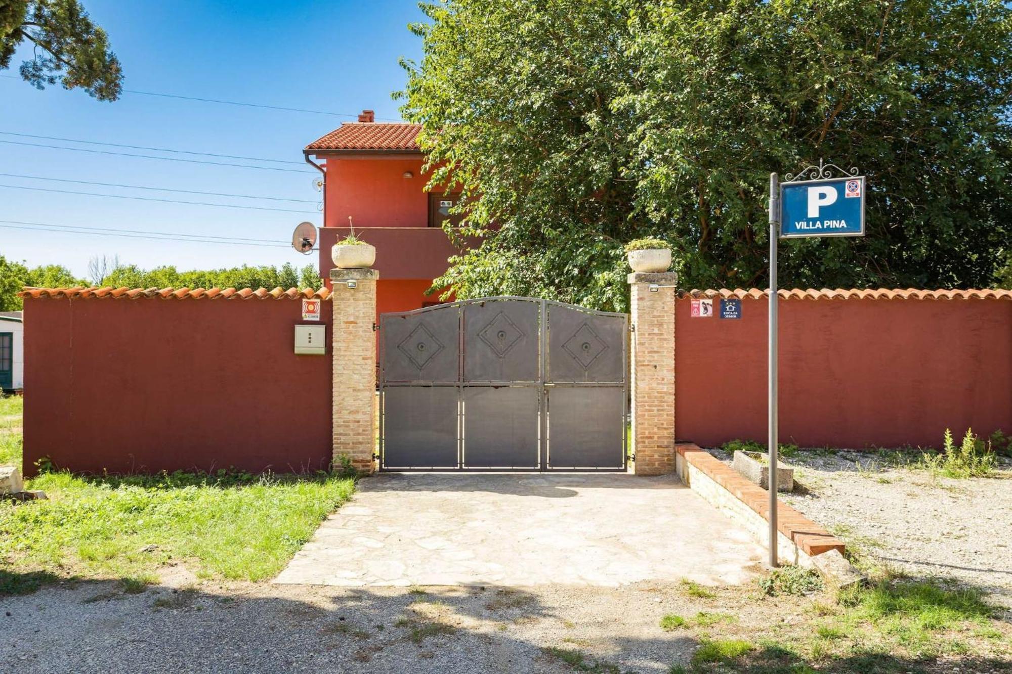 Holiday Home Pina PUY Exterior foto